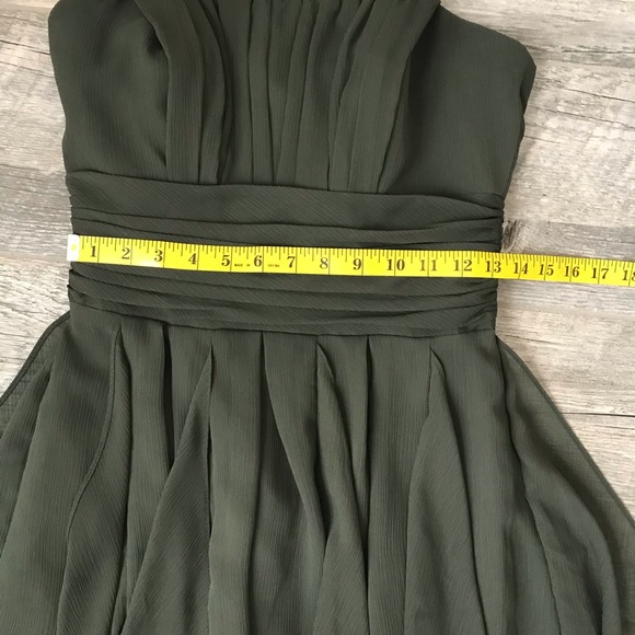 David’s Bridal strapless. - Picture 4 of 5